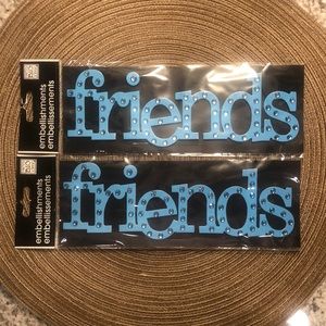 2 Mambi Friends Embellishments